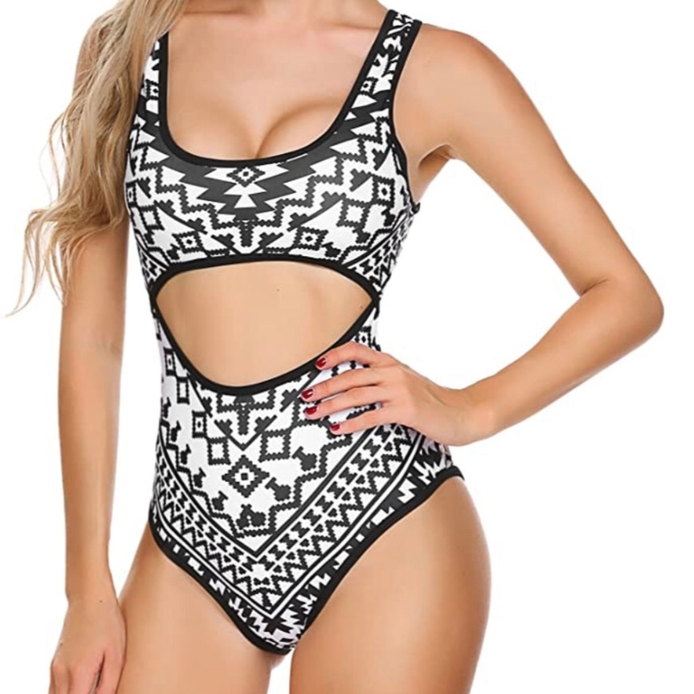 SEXY ONE-PIECE/MONOKINI